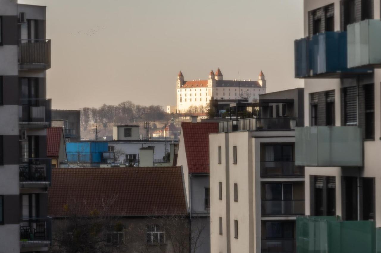 Apartman V Aleji Братислава Екстер'єр фото